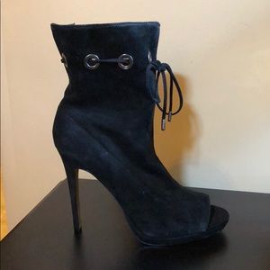 Brand New Suede Steve Madden Ankle Booties